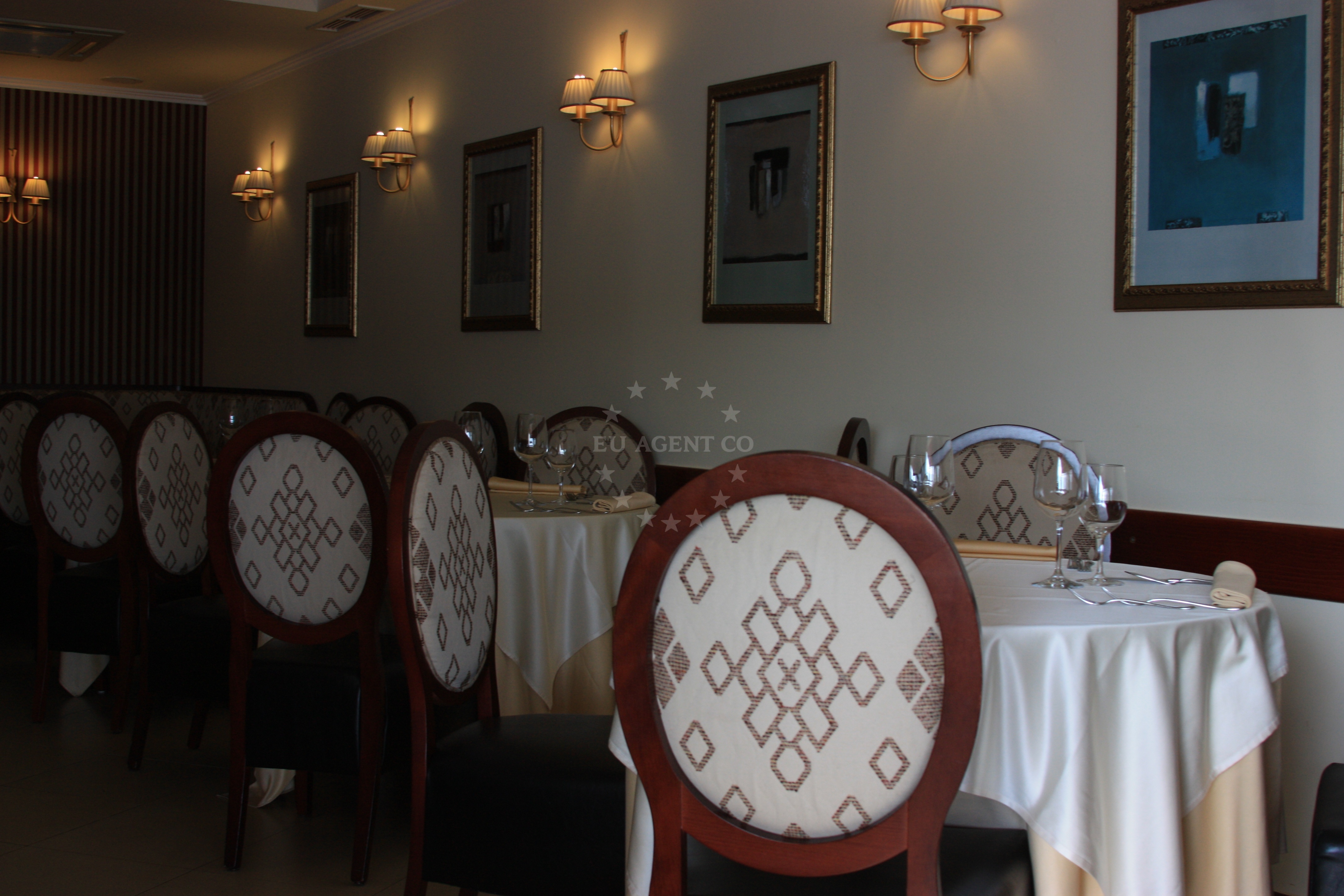 Wine selection showcasing Istrian vineyards