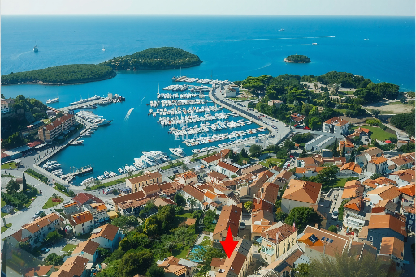 Additional view of Azzuro restaurant in Restaurant in Vrsar, Istria and Kvarner, Croatia photo 15