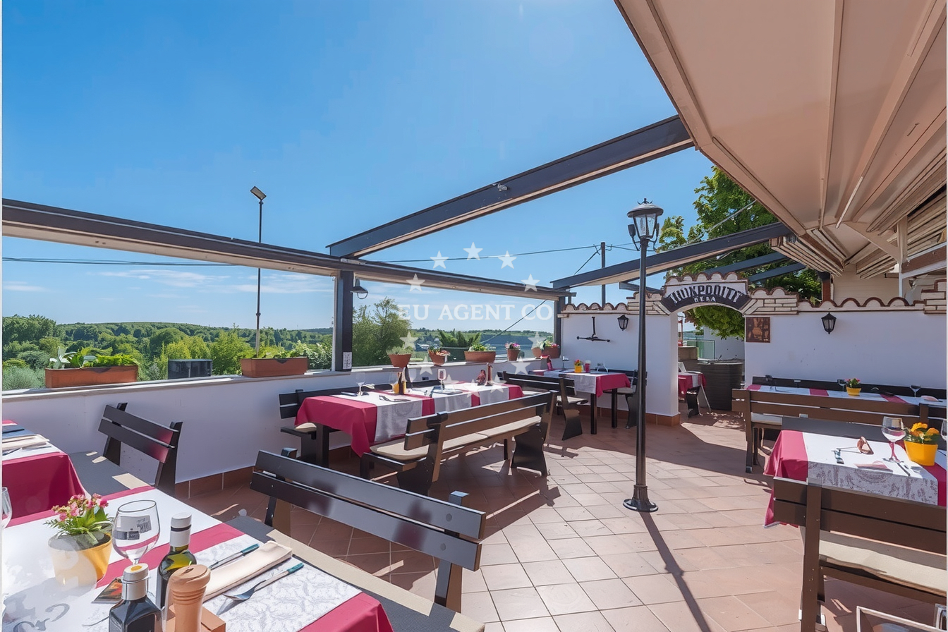 Additional view of Konoba Petra restaurant in Restaurant in Vrsar, Istria and Kvarner, Croatia photo 8