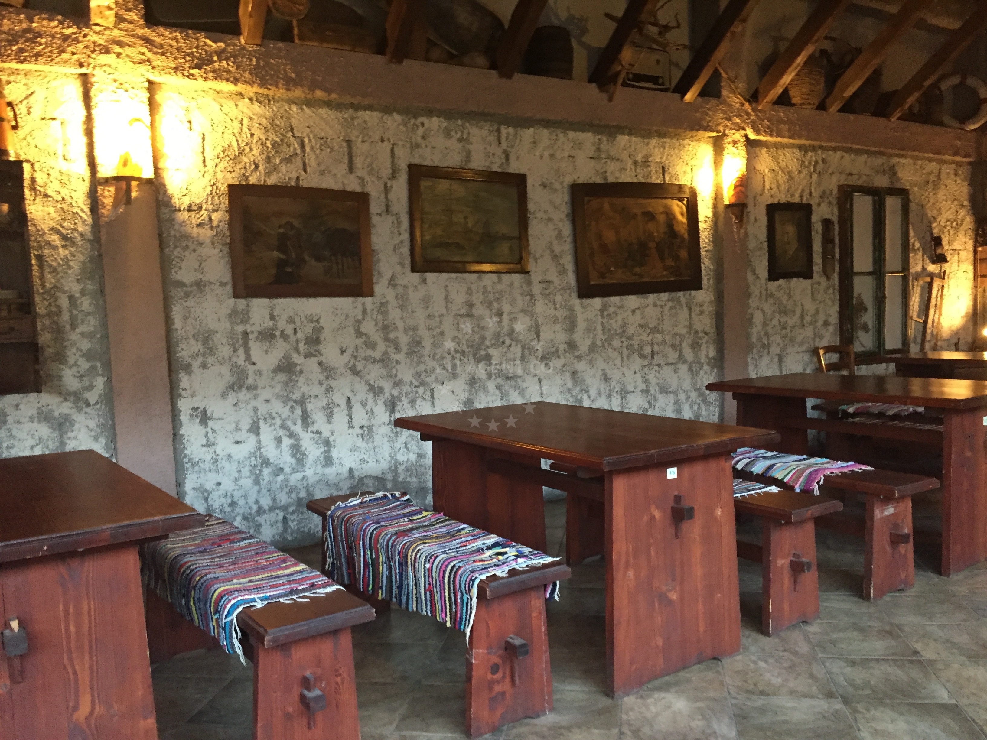 Traditional Dalmatian dishes served at Konoba Dellicia