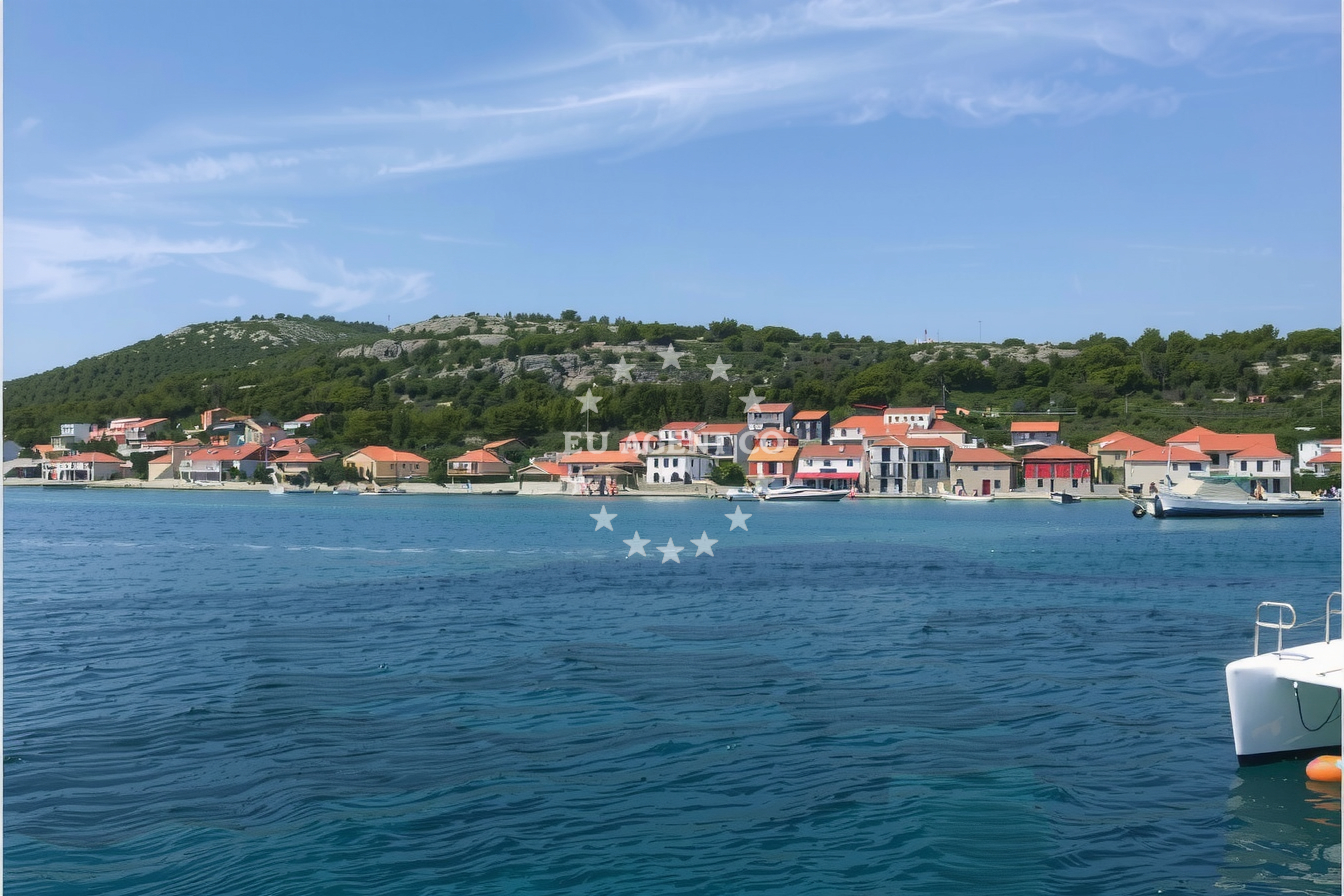 Additional view of Lola restaurant in Restaurant in Kaprije on the island Kaprije, North Dalmatia, Croatia photo 12