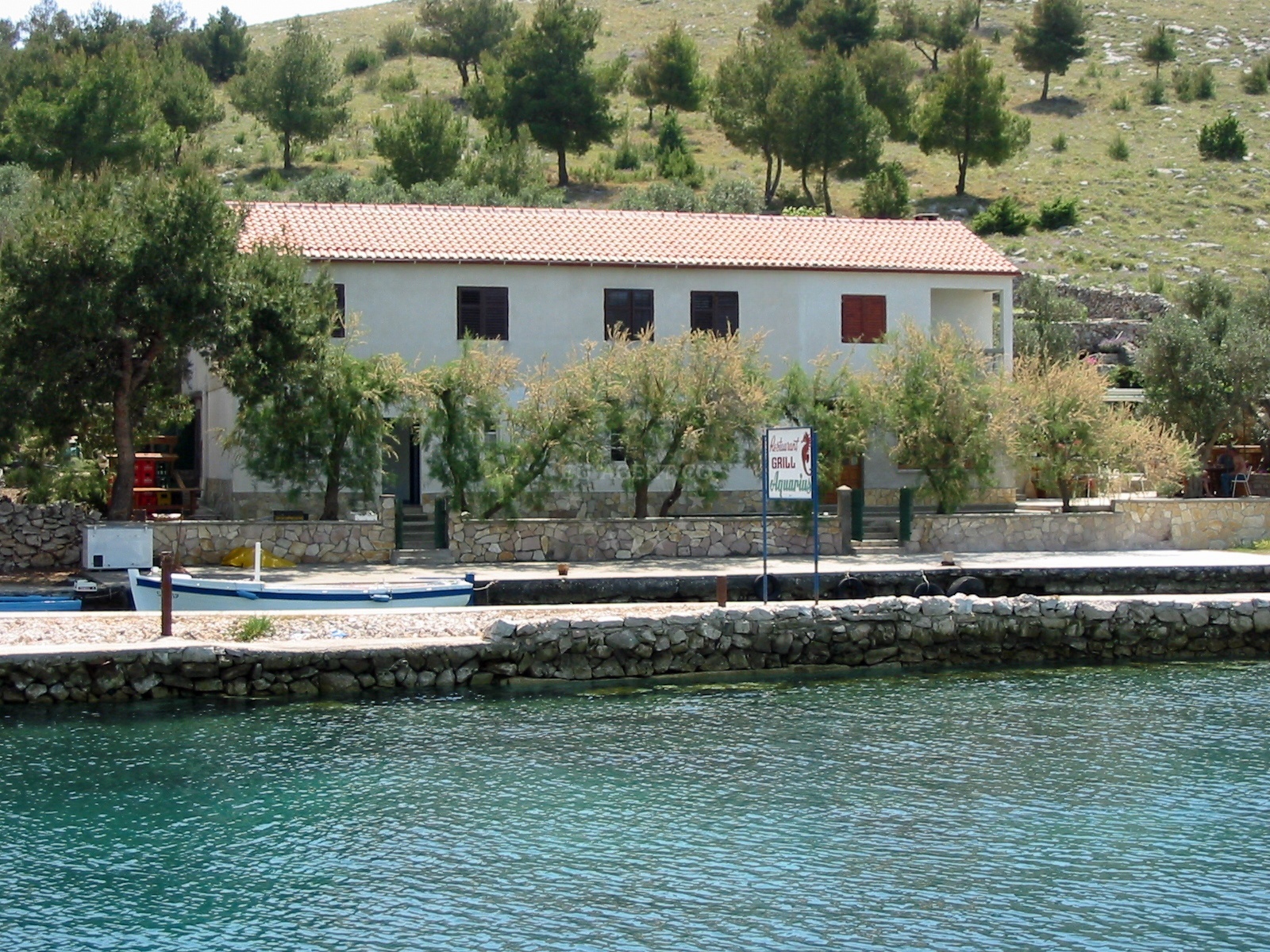 Fresh fish and lamb dishes at Aquarius Restaurant, Katina