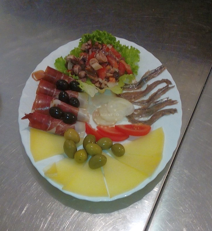 Culinary scene at Bufet Sidro-Grill restaurant
