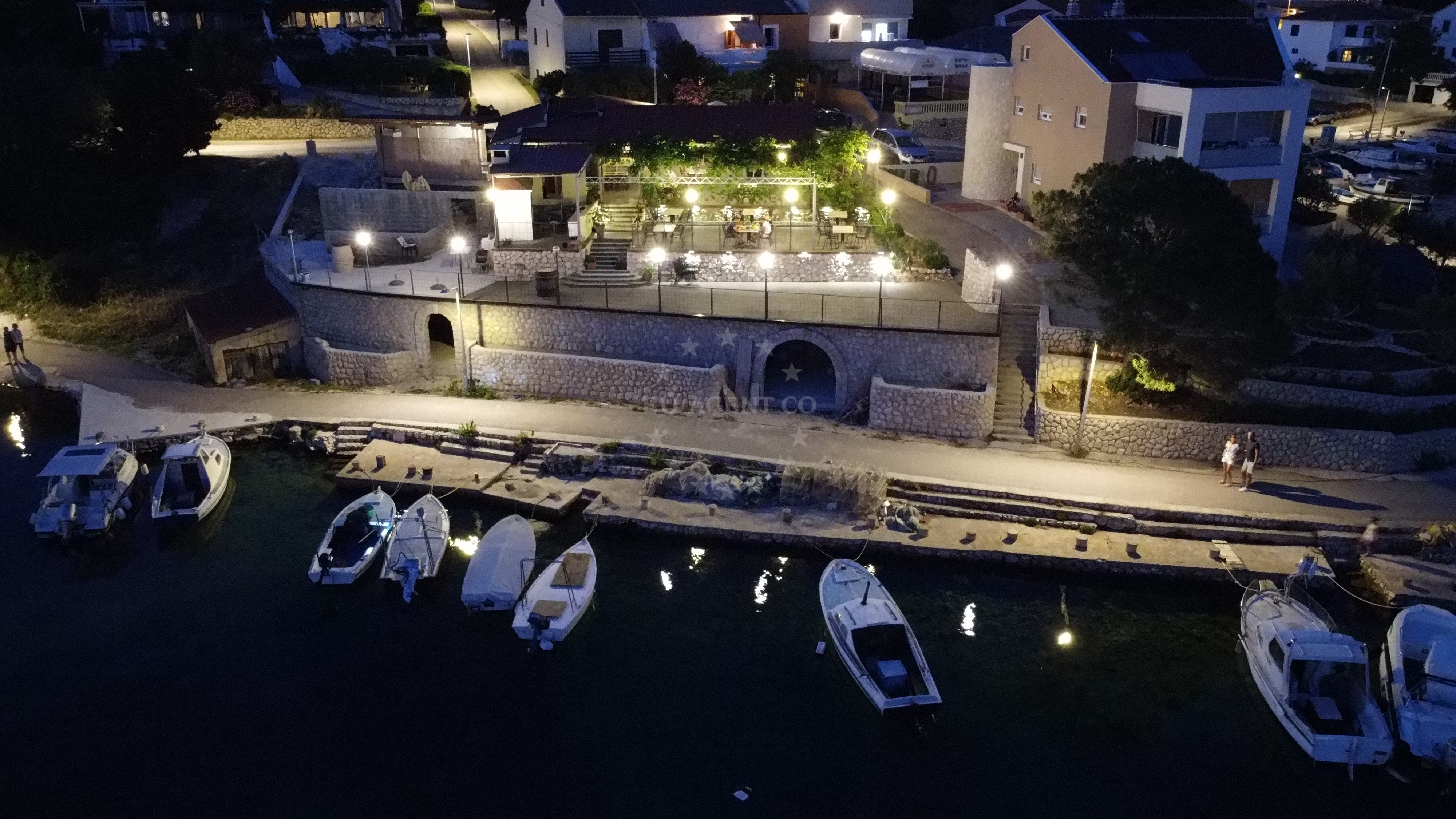 Dining area at Ribarska Koliba Šimuni with views of ACI Marina Šimuni