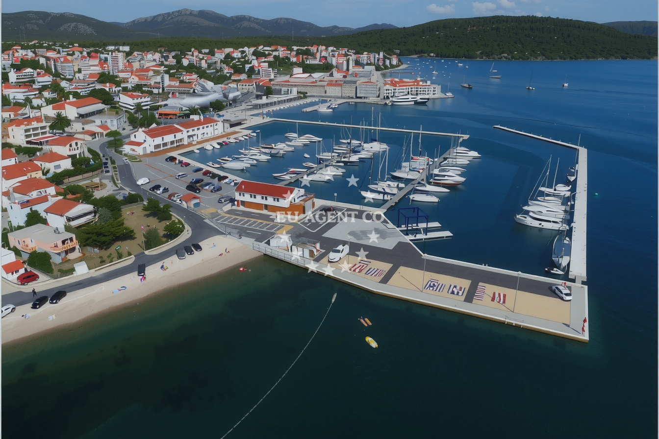Additional view of Pizzeria Zlatka restaurant in Restaurant in Skradin, North Dalmatia, Croatia photo 9