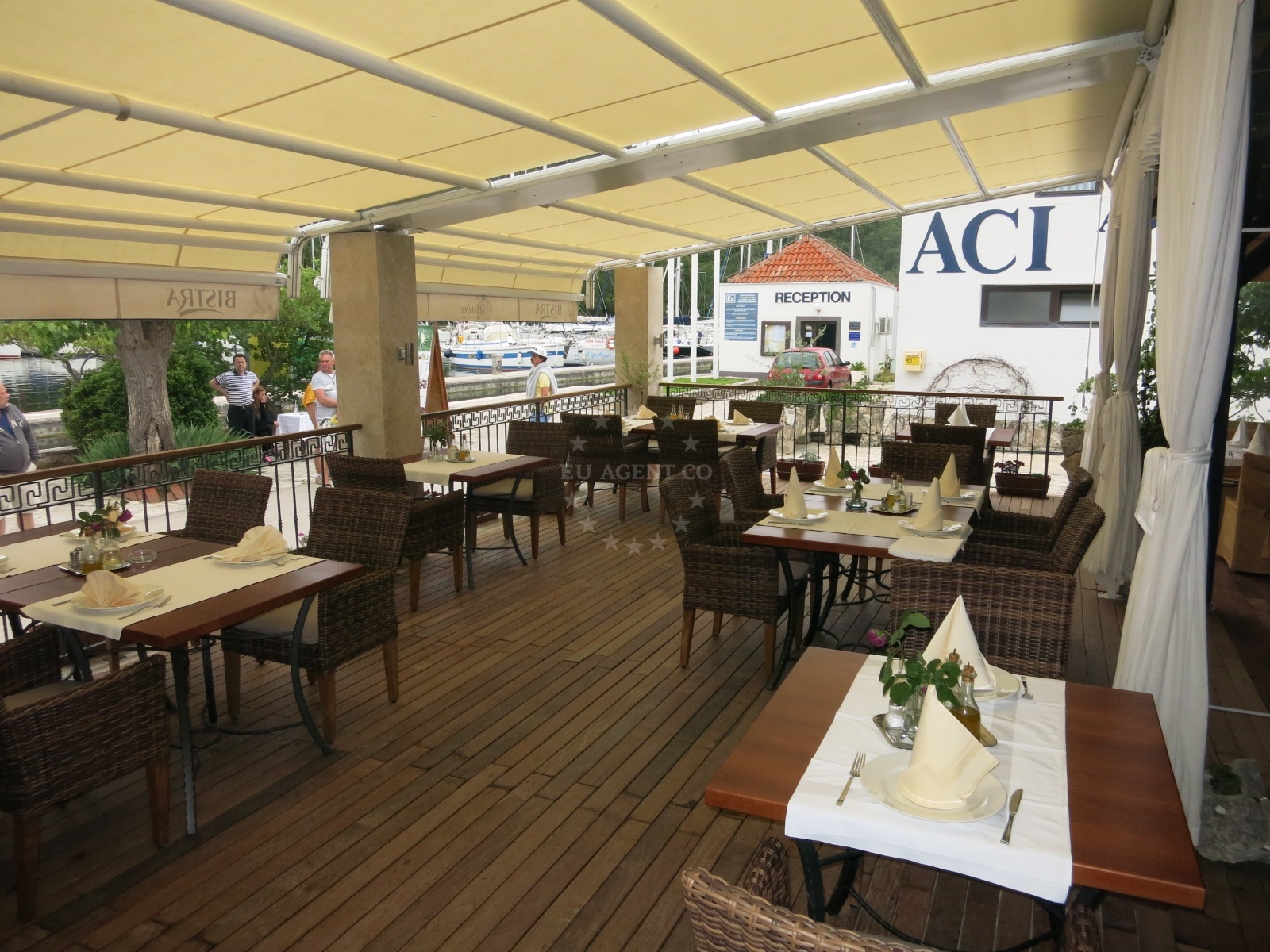 Dining area at Restoran Marina, Skradin