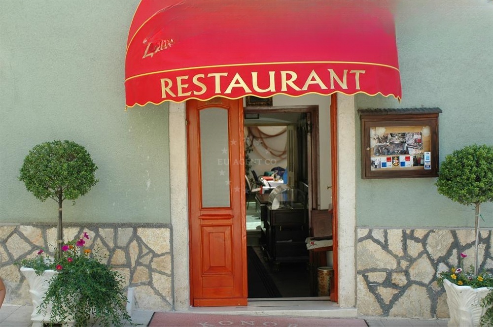 Zlatne skoljke Restaurant in Skradin, North Dalmatia, Croatia