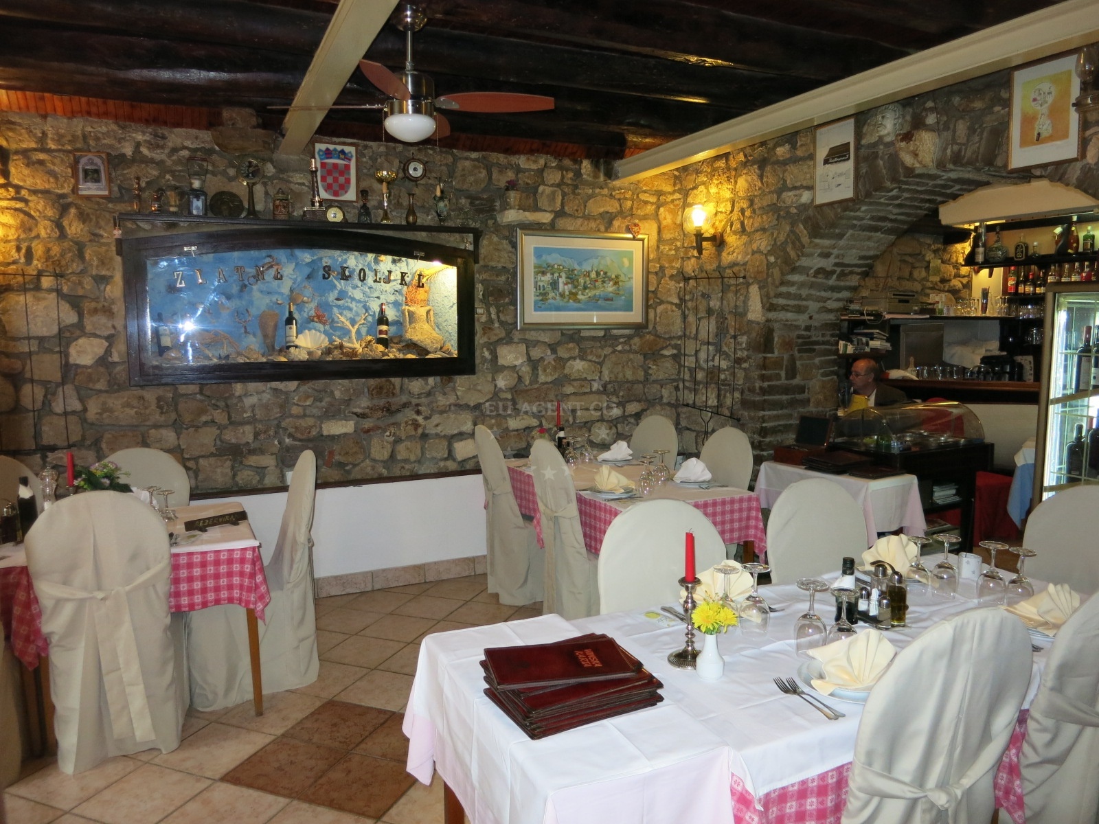 Additional view of Zlatne školjke restaurant in Restaurant in Skradin, North Dalmatia, Croatia photo 4