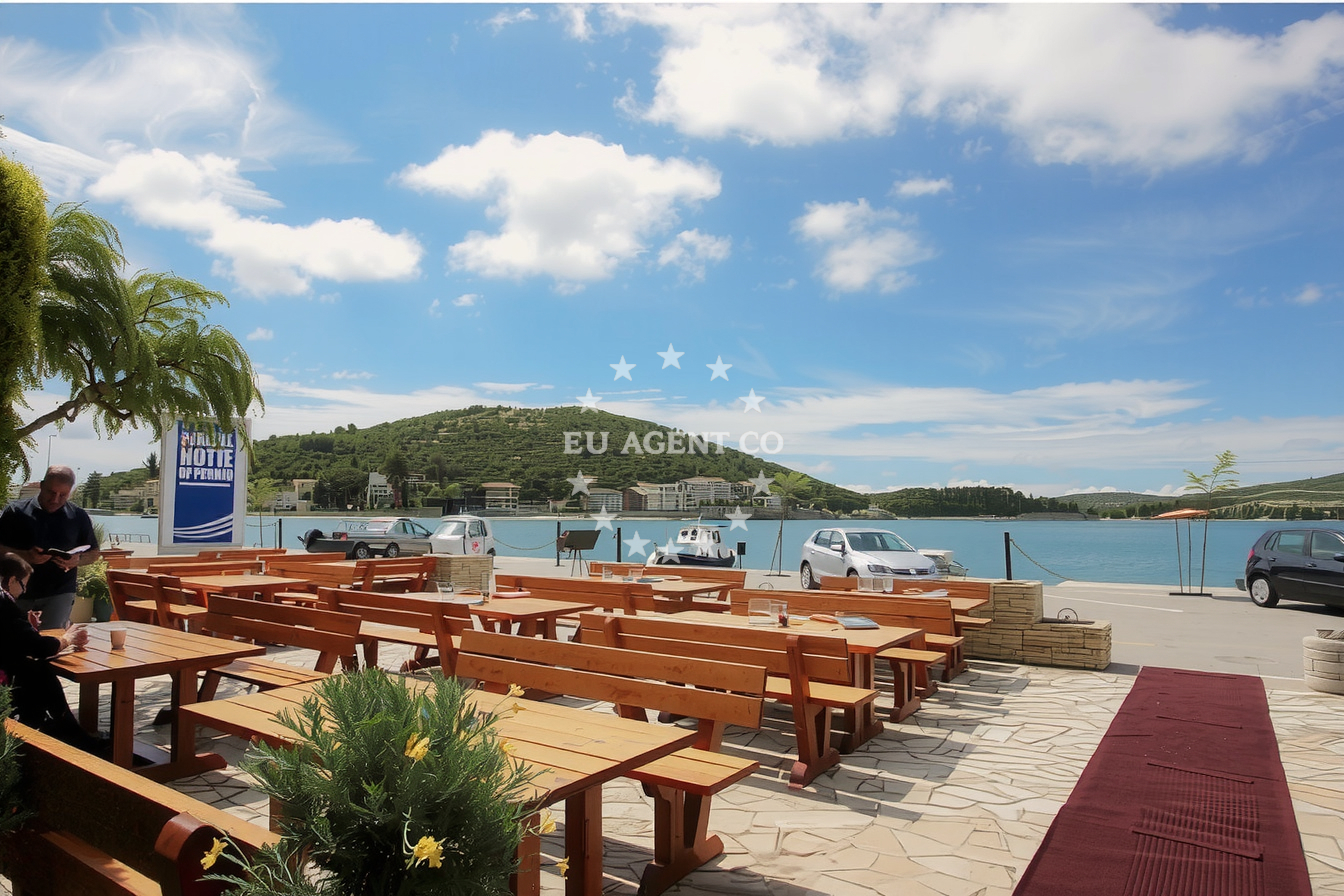 Additional view of Hotel Plava Laguna restaurant in Restaurant in Tisno, North Dalmatia, Croatia photo 7