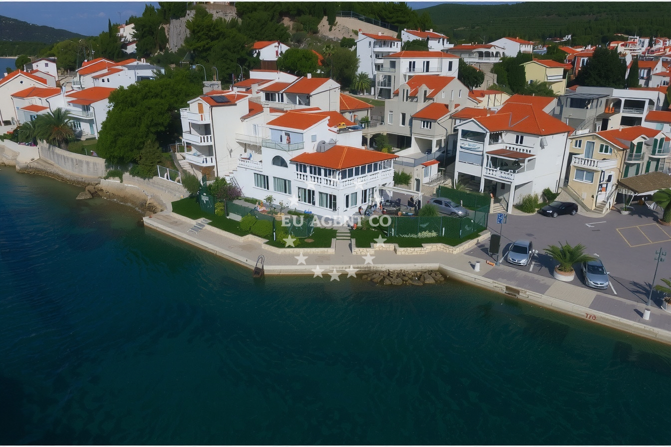 Additional view of Luna restaurant in Restaurant in Tribunj, North Dalmatia, Croatia photo 7