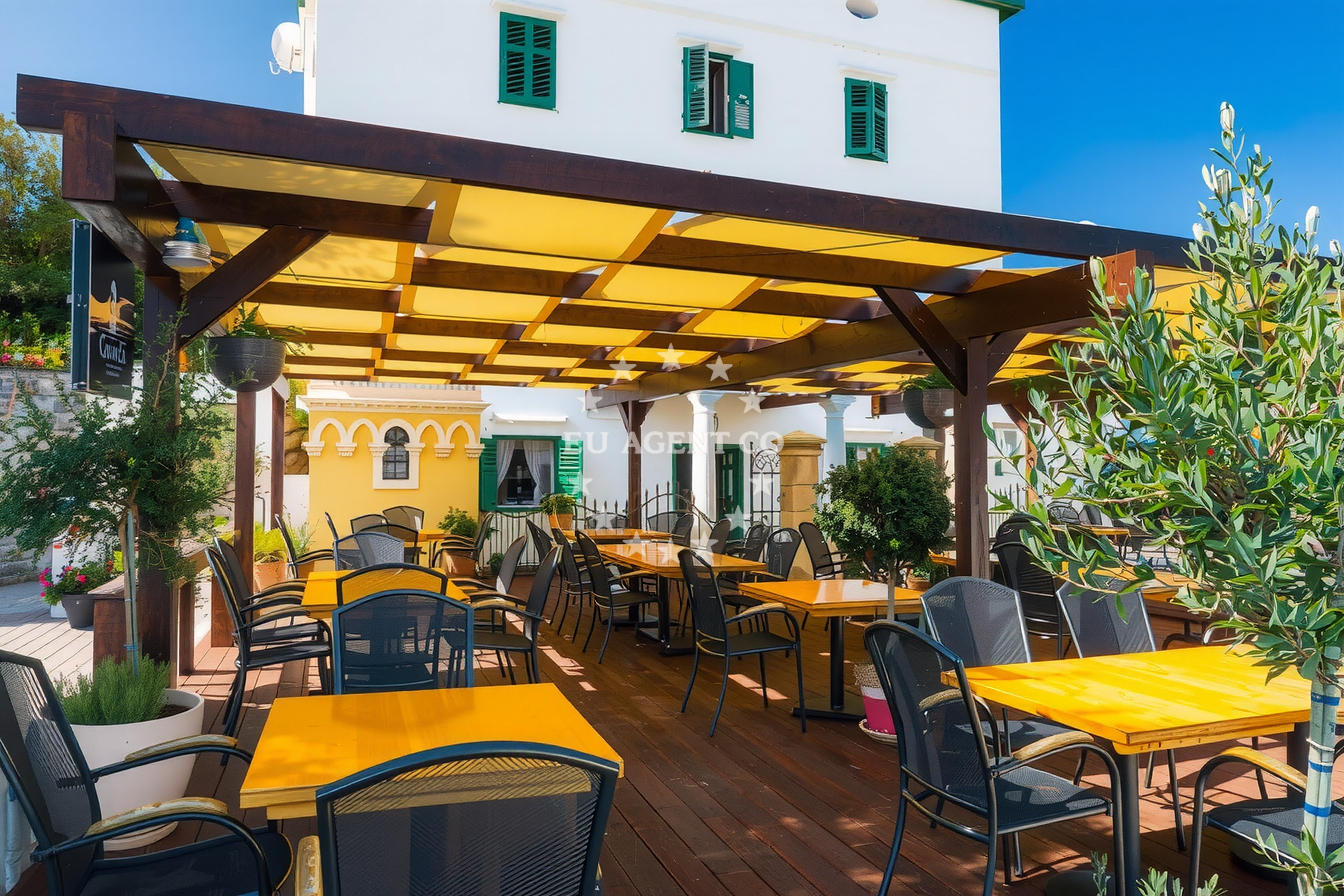 Additional view of Petrina restaurant in Restaurant in Preko on the island Ugljan, North Dalmatia, Croatia photo 9