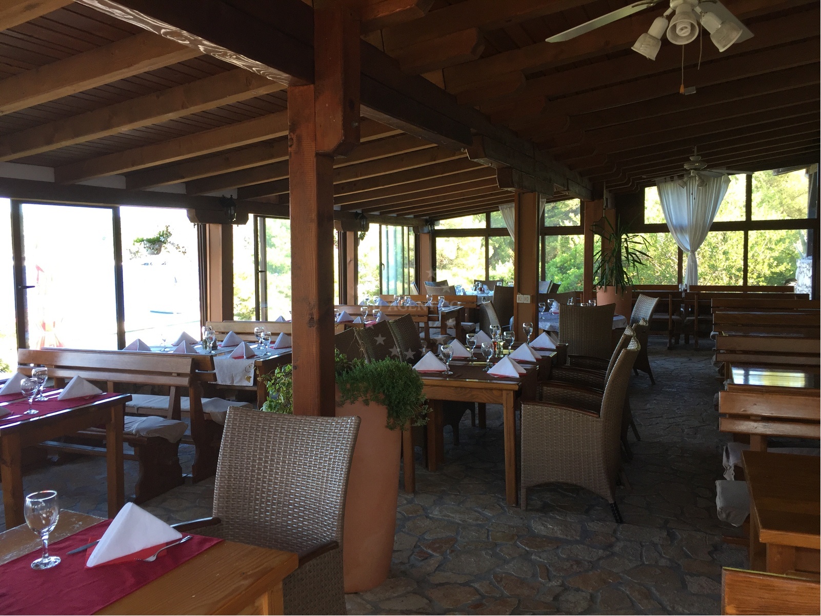 ACI Marina Zut Restaurant overlooking the Adriatic Sea