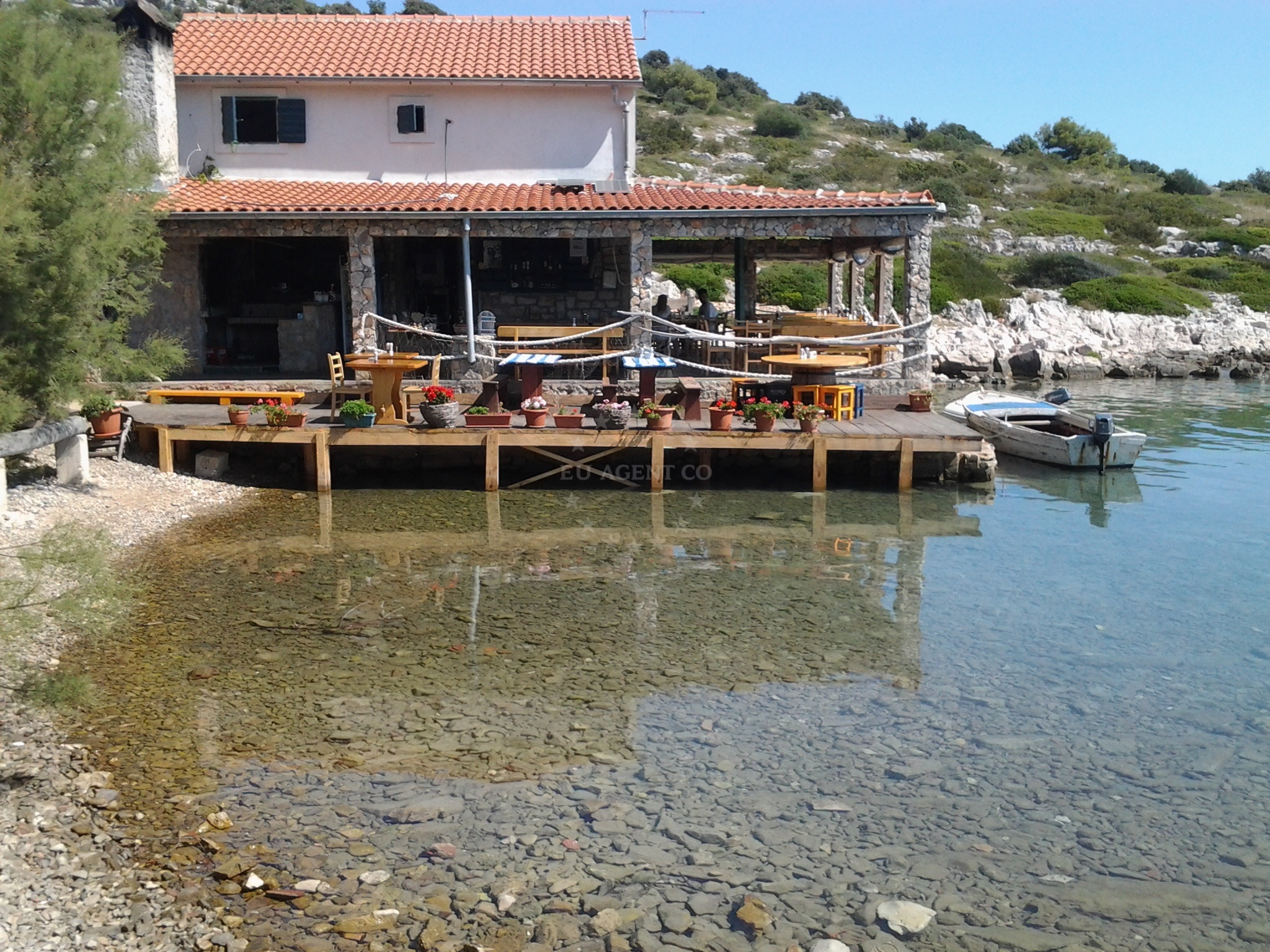 Additional view of Zmara restaurant in Restaurant on the island Žut, North Dalmatia, Croatia photo 6