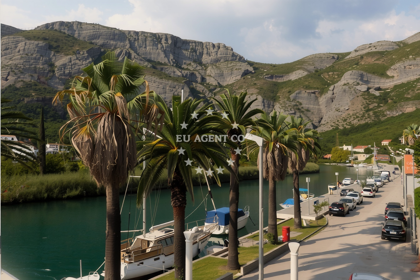 Additional view of Pivnica Marina restaurant in Restaurant in Komolac, South Dalmatia, Croatia photo 11