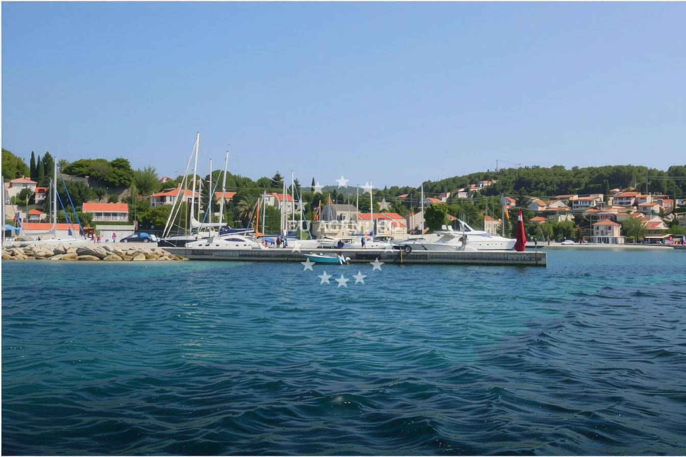 Additional view of Restoran Pizzeria Lina restaurant in Restaurant in Lumbarda on the island Korčula, South Dalmatia, Croatia photo 9