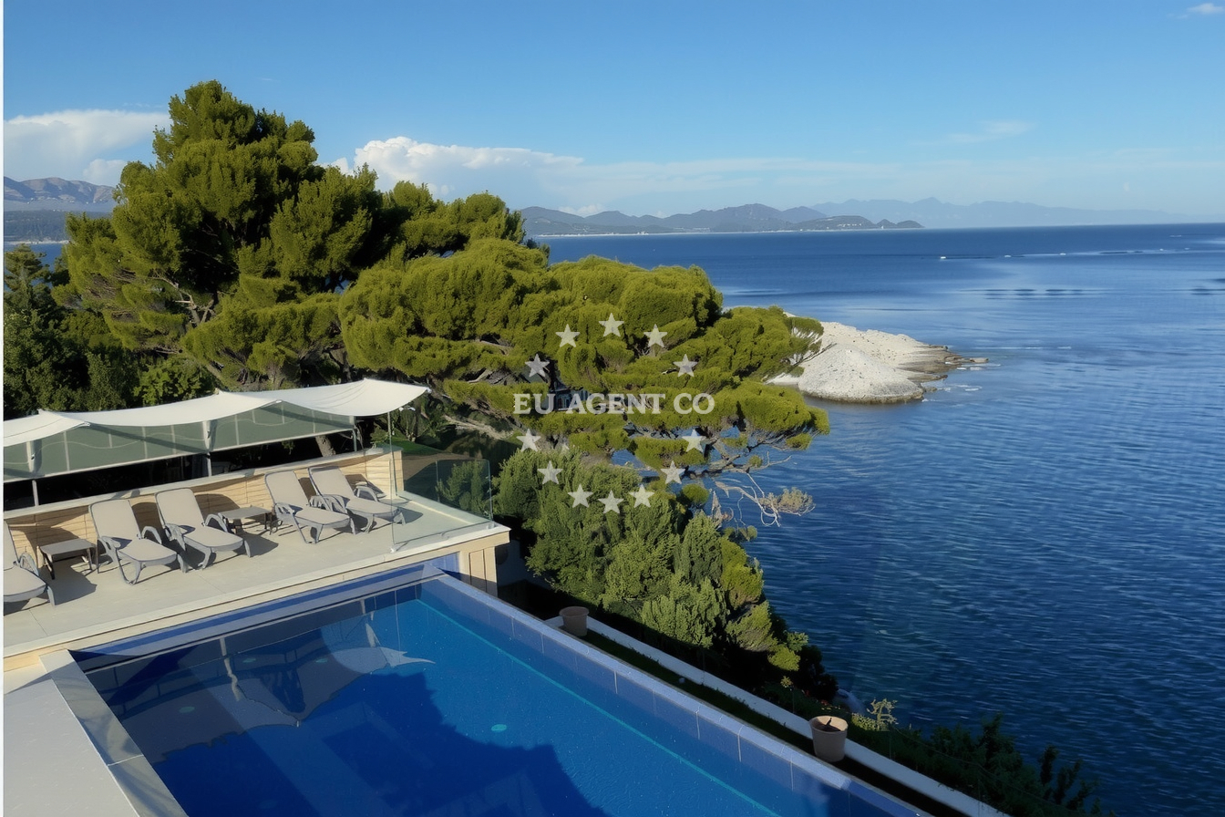 Additional view of Villa Mirosa restaurant in Restaurant in Saplunara on the island Mljet, South Dalmatia, Croatia photo 12