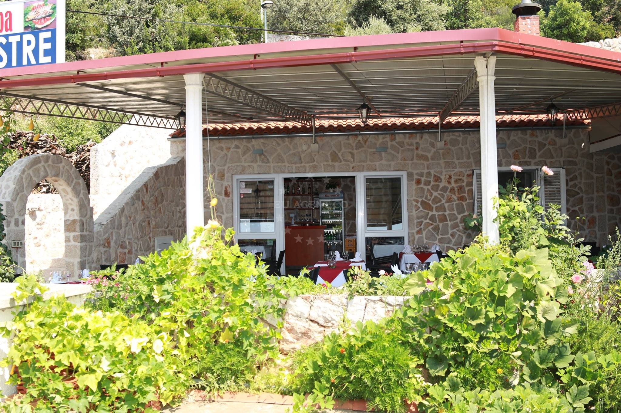Traditional Croatian restaurant in Sudurad, Sipan
