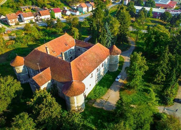Kulmer-Marković Castle