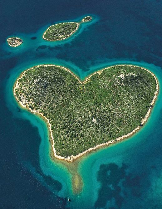 Galešnjak - Island of Love for Romantic Souls | EUAGENT