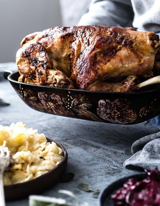 Turkey with mlinci pasta