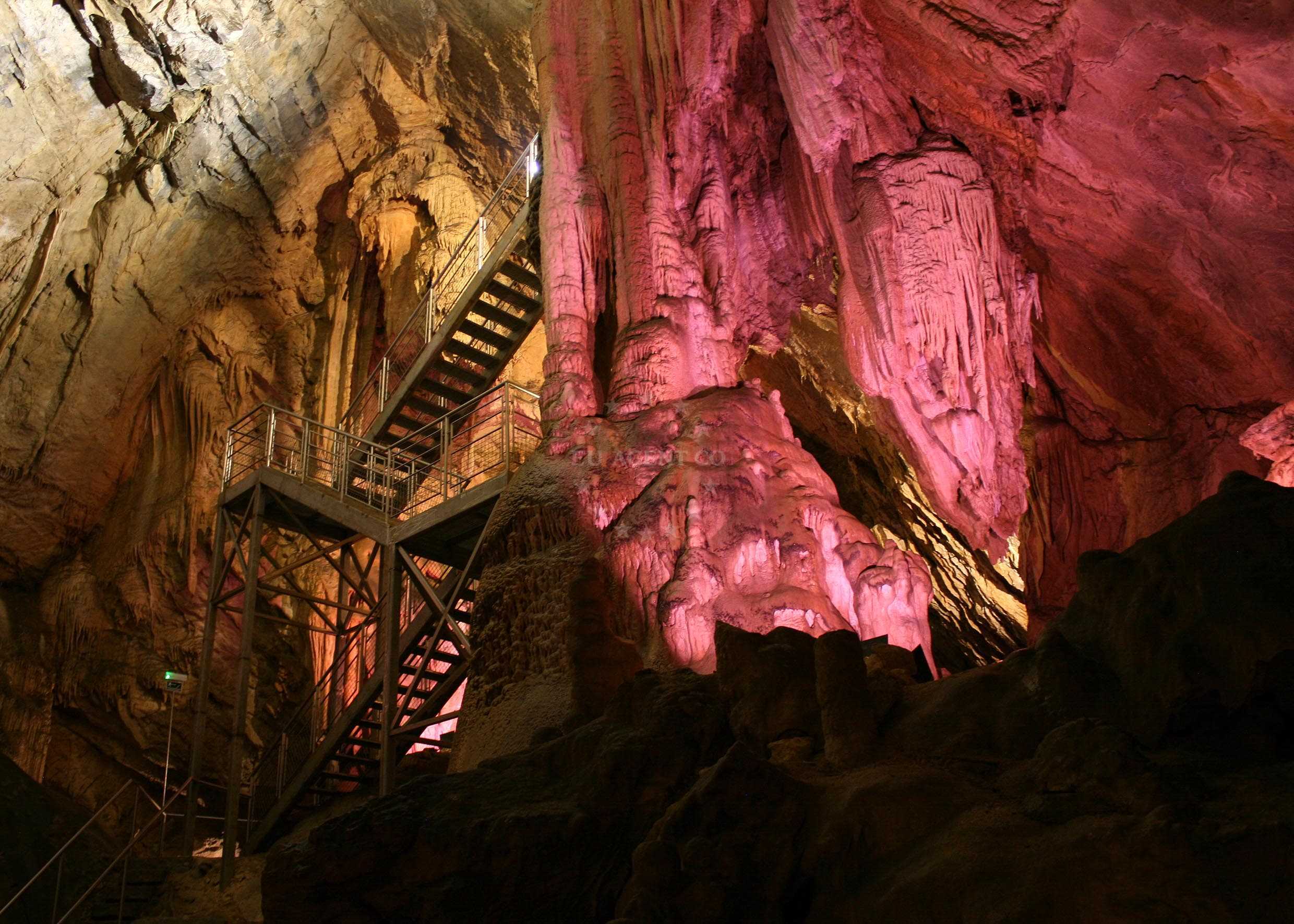 Cave Lokvarka