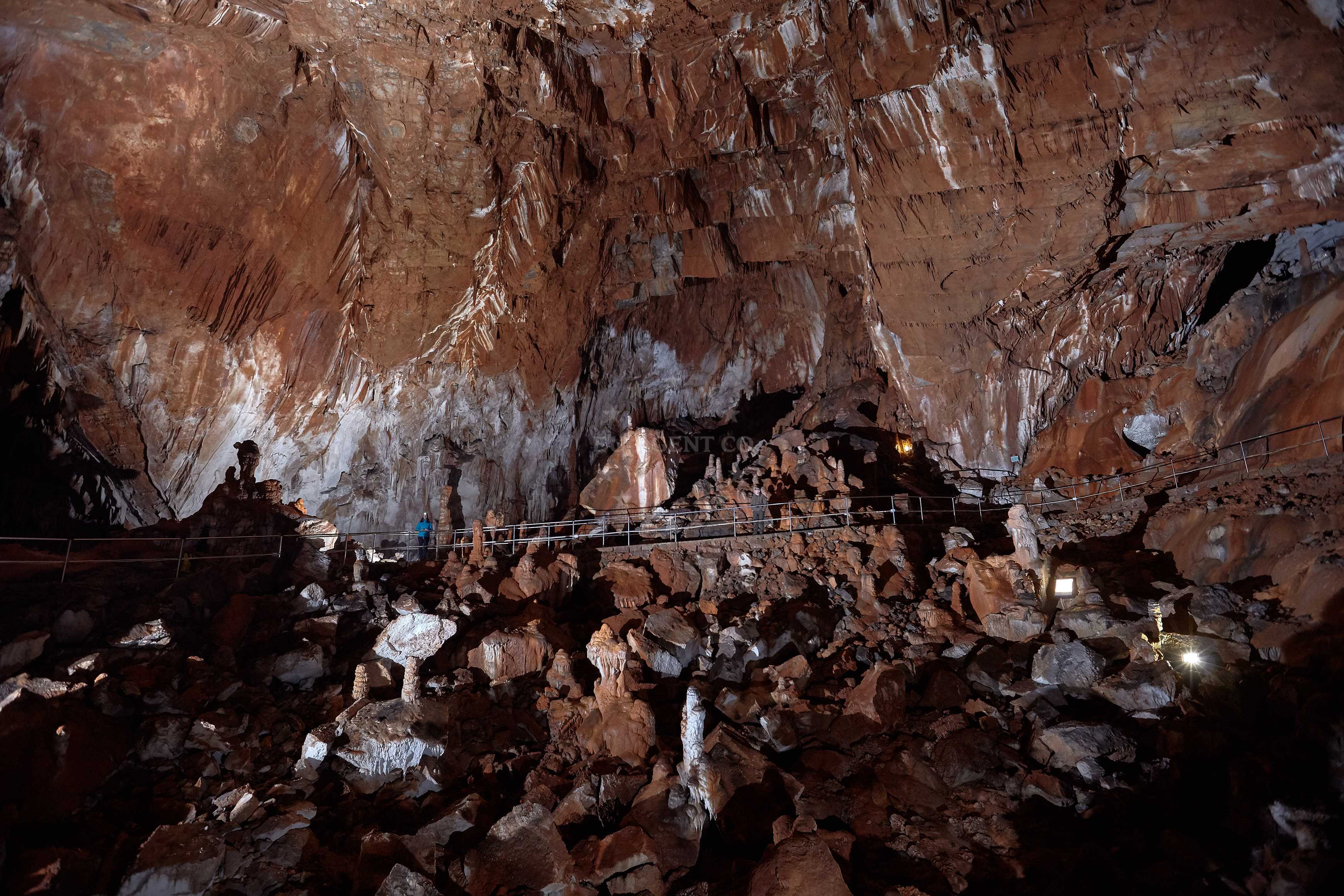 Manita peć cave in Paklenica | EUAGENT