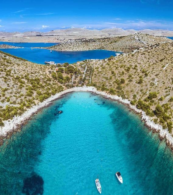 Bay Lojena