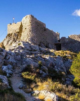 Pirates and historical legends of Omiš I EUAGENT | EUAGENT
