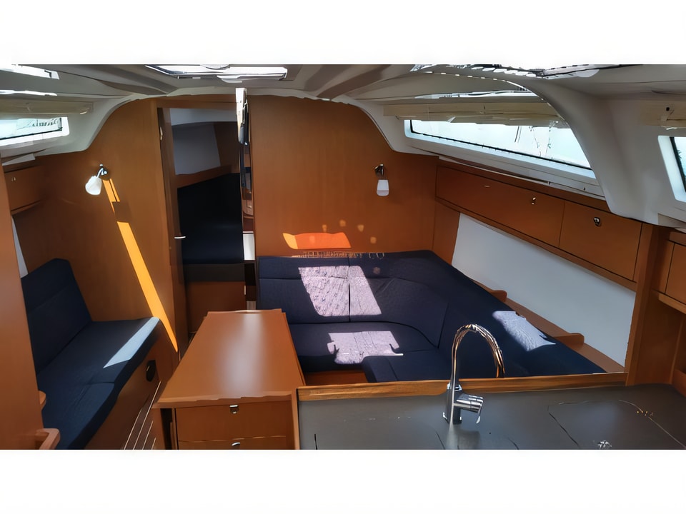 Layout of Bavaria Cruiser 37 sail boat with 3 cabins Croatia yacht charter