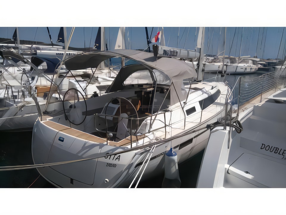 Exterior overview of Bavaria Cruiser 37 sail boat for charter from Sukosan Marina Dalmacija in the Kornati sailing area Croatia