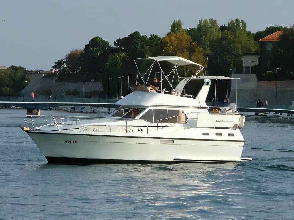 Exterior overview of Atlantic 37 motor boat for charter from Zadar Marina Zadar in the Zadar sailing area Croatia