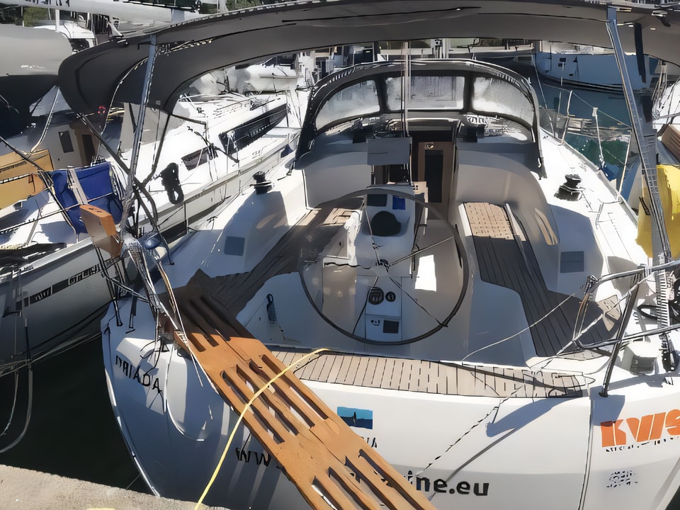 Exterior overview of Bavaria Cruiser 33 sail boat for charter from Zadar Marina Zadar in the Zadar sailing area Croatia