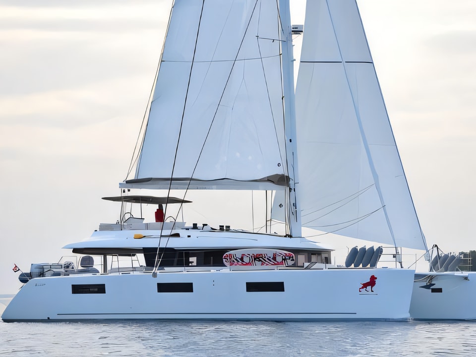 Exterior overview of Lagoon 620 catamaran for charter from Kastela Gomilica Marina in the Split sailing area Croatia