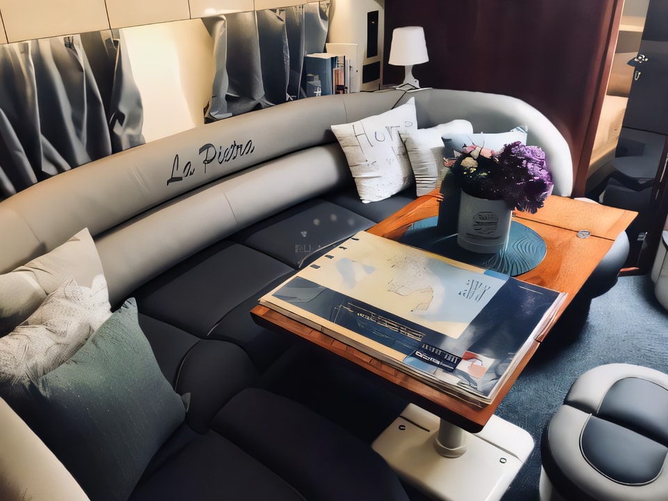 Fairline Targa 48 yacht layout 3 cabins Croatia charter