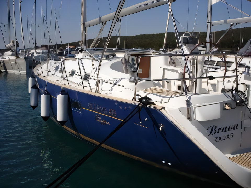 Exterior overview of Oceanis 423 Clipper sail boat for charter from Sukosan Marina Dalmacija in the Zadar sailing area Croatia
