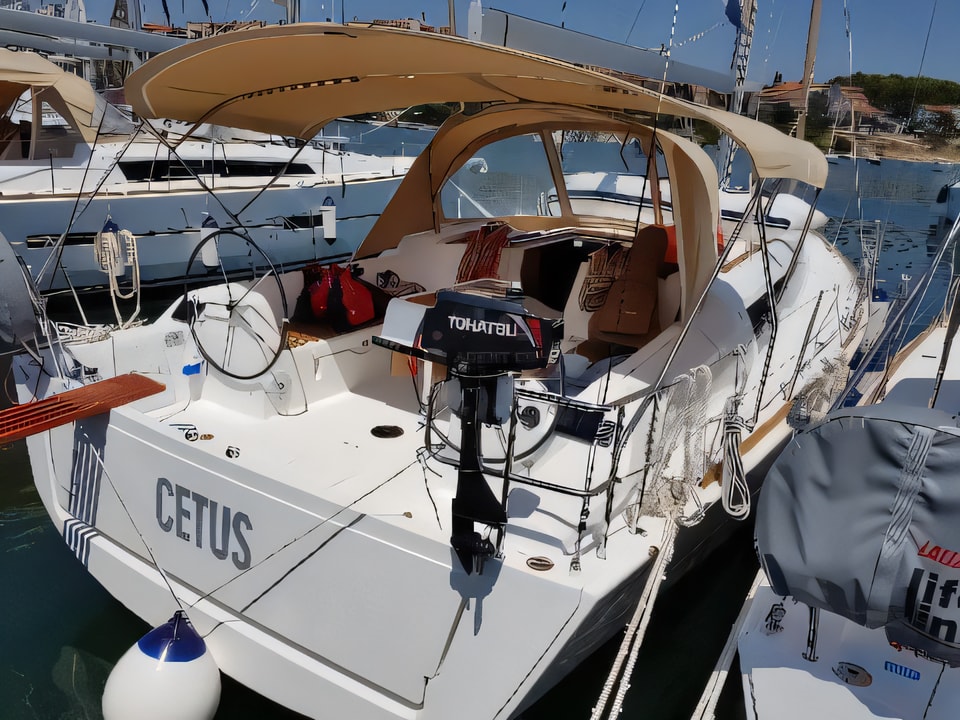Exterior overview of Dufour 382 Grand Large sail boat for charter from Pula Tehnomont Marina Veruda in the Istria / Kvarner sailing area Croatia
