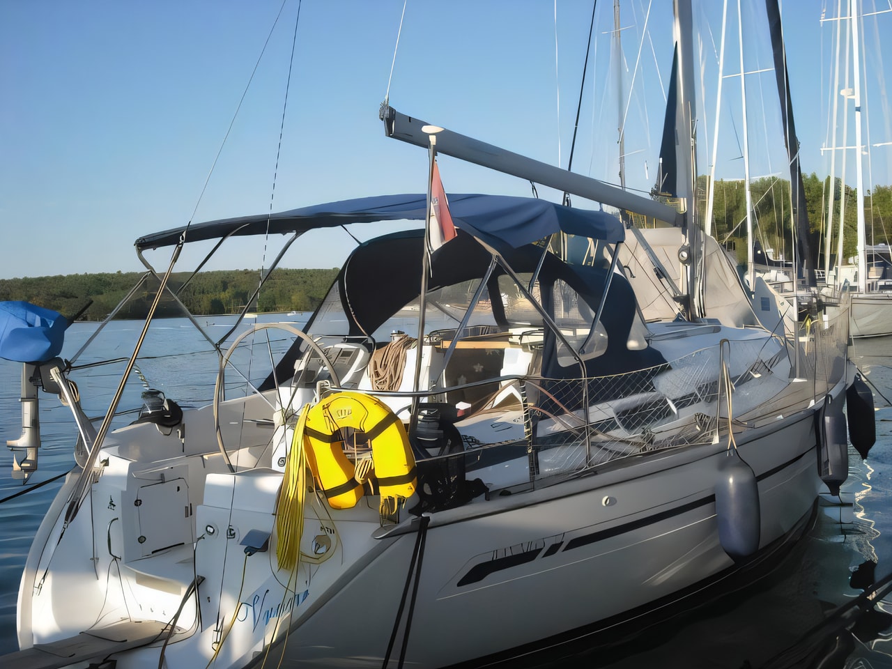 Bavaria 32 sailing yacht for charter from Porec / Marina Funtana Istria / Kvarner sailing area Croatia