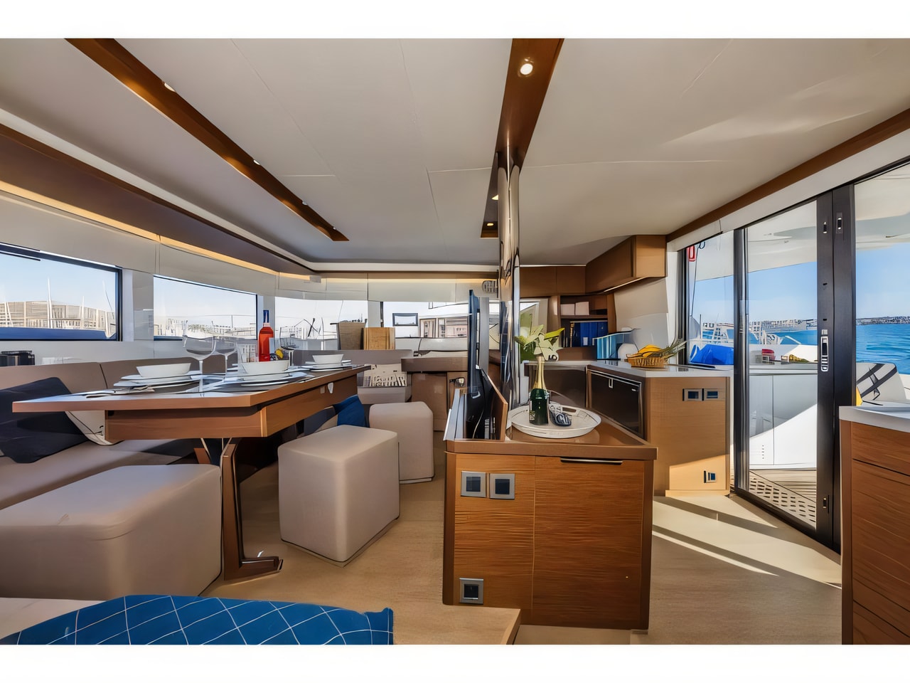 Layout of Lagoon 50 Fly catamaran with 6 cabins Croatia yacht charter