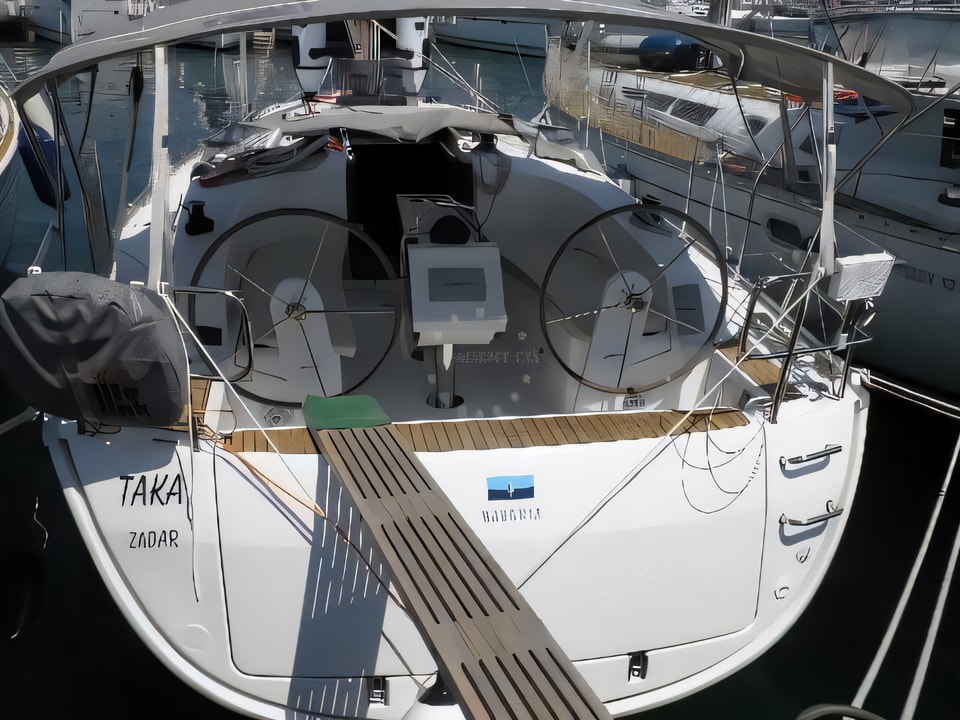 Exterior overview of Bavaria 34 Cruiser sail boat for charter from Sukosan Marina Dalmacija in the Kornati sailing area Croatia