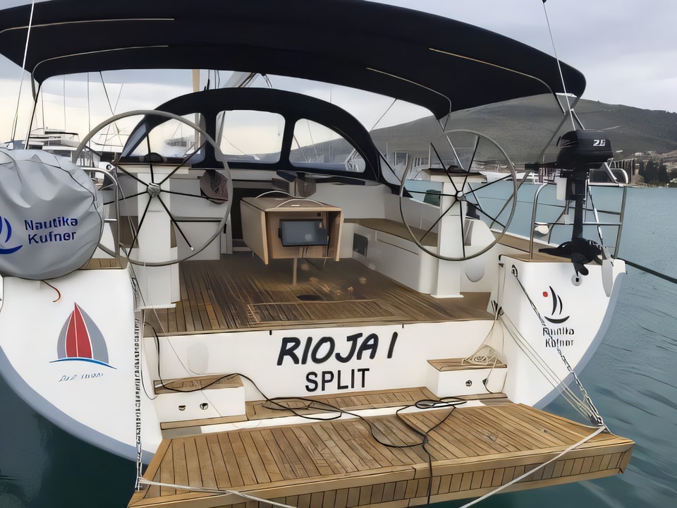 Exterior overview of D&D Kufner 54.2 sail boat for charter from Krk Marina Punat in the Istria / Kvarner sailing area Croatia