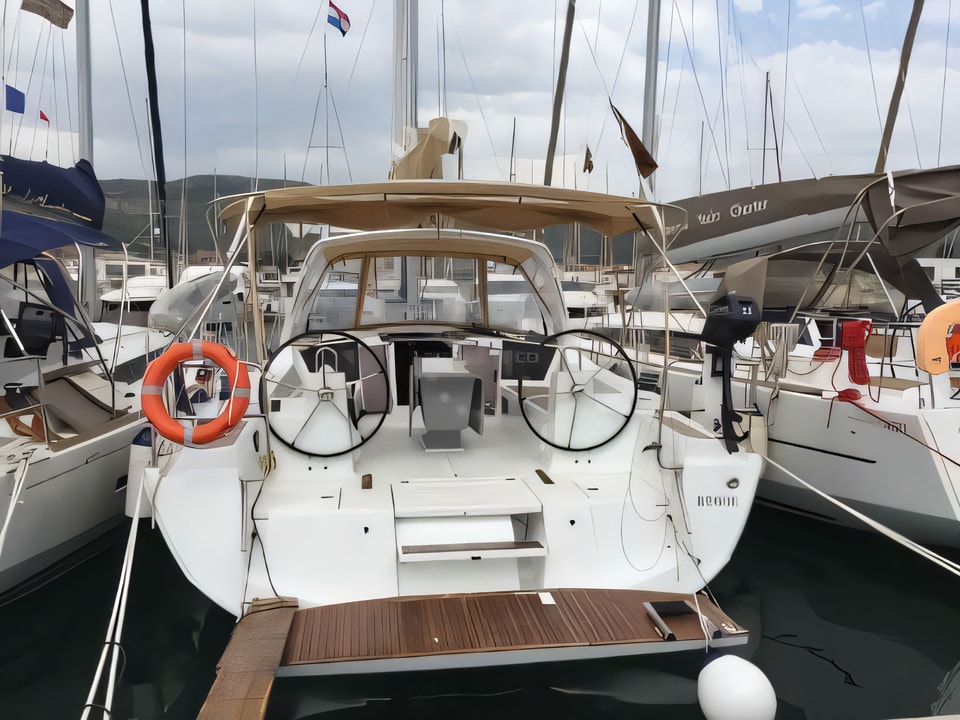 Exterior overview of Oceanis 41.1 sail boat for charter from Seget Donji Marina Baotic in the Split sailing area Croatia