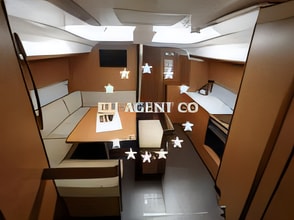 Layout of Dufour 430 sail boat with 4 cabins Croatia yacht charter