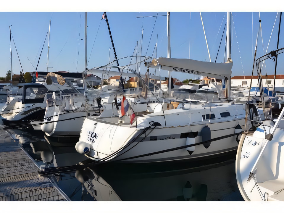 Exterior overview of Bavaria Cruiser 32 sail boat for charter from Pirovac in the Sibenik sailing area Croatia