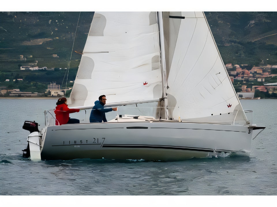 Beneteau First 21.7 sailing yacht in Croatia