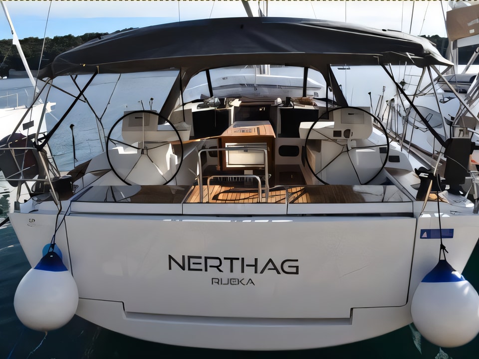 Exterior overview of Dufour 520 Grand Large sail boat for charter from Pula Tehnomont Marina Veruda in the Istria / Kvarner sailing area Croatia