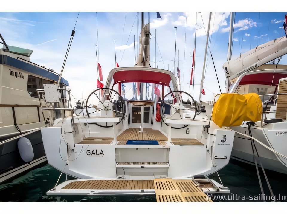 Exterior overview of Oceanis 35 sail boat for charter from Split ACI Marina in the Split sailing area Croatia