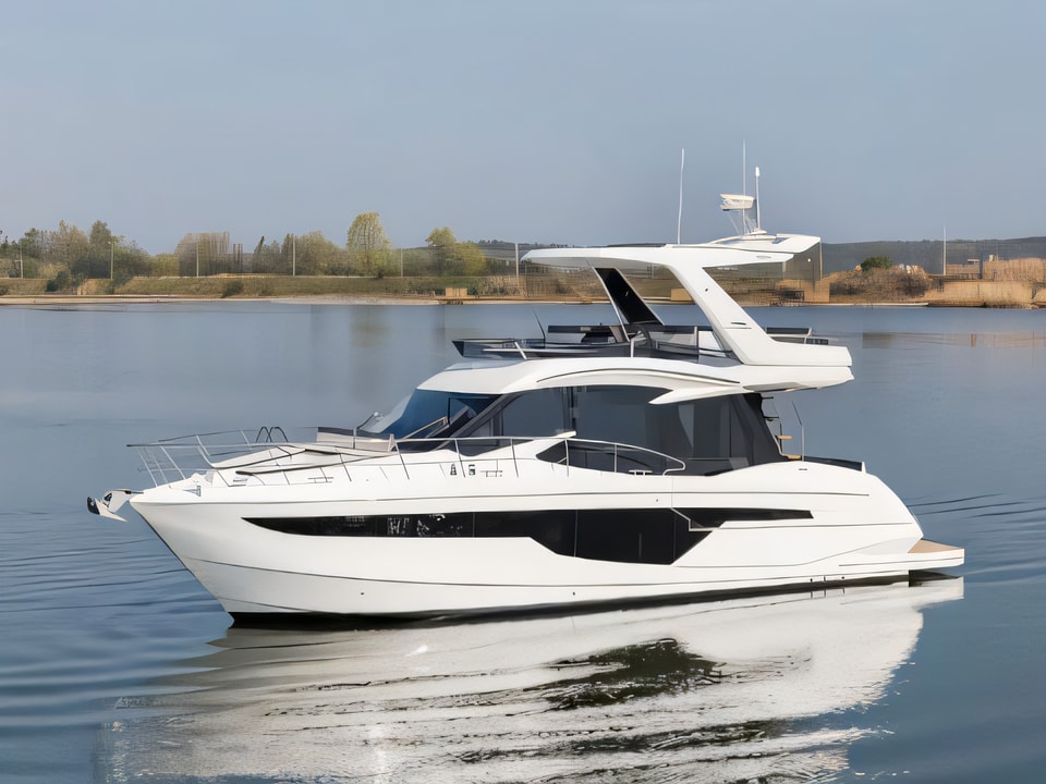 Galeon 500 Fly motor yacht for charter from Punat, Krk / Marina Punat Istria / Kvarner sailing area Croatia