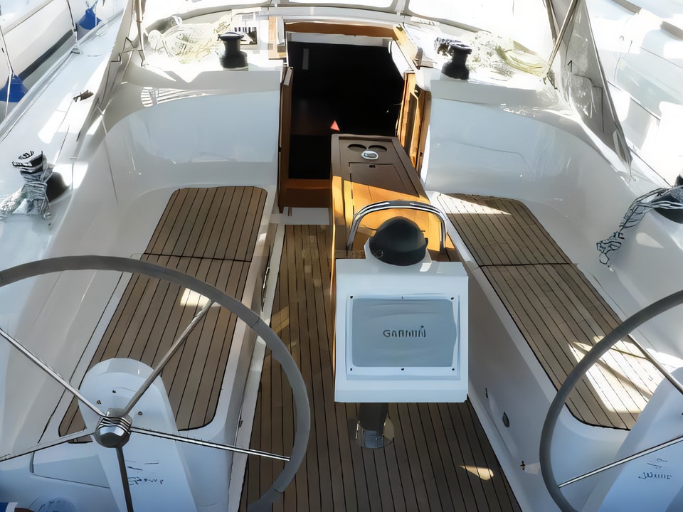 Exterior overview of Bavaria Cruiser 37 sail boat for charter from Sukosan Marina Dalmacija in the Zadar sailing area Croatia