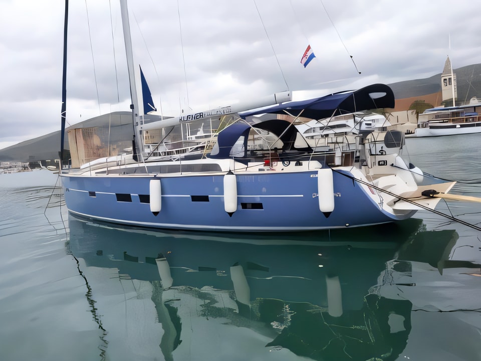 Exterior overview of D&D Kufner 50 sail boat for charter from Trogir ACI Marina in the Split sailing area Croatia