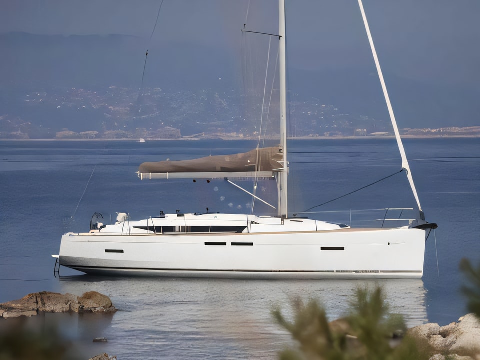 Exterior overview of Sun Odyssey 419 sail boat for charter from Pula Tehnomont Marina Veruda in the Istria / Kvarner sailing area Croatia